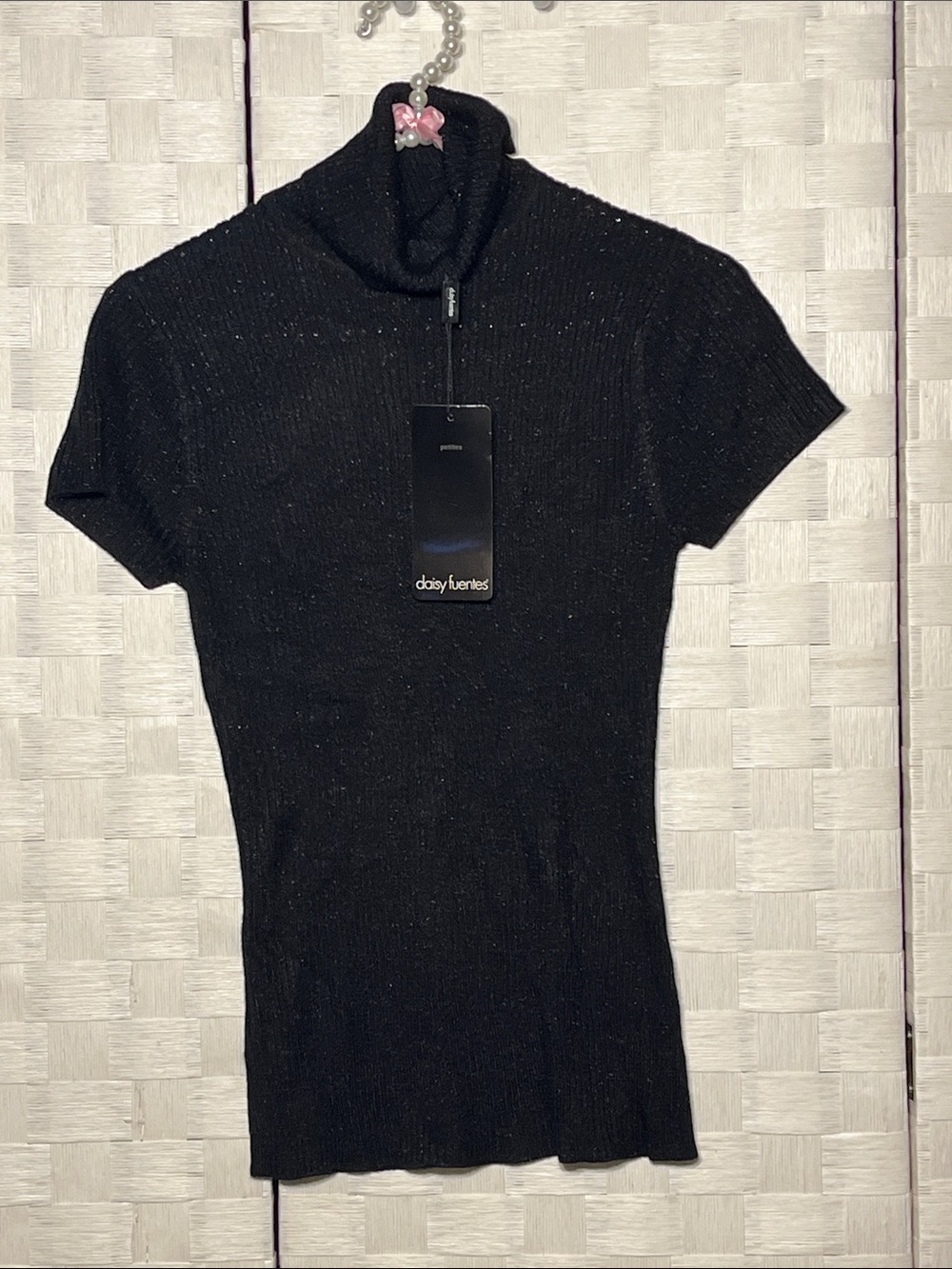 Daisy Fuentes Black Short-Sleeve Shimmer Turtleneck Top